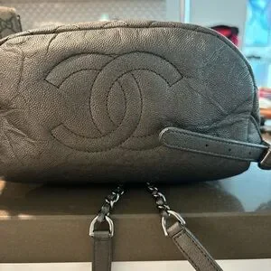 CHANEL Metallic Caviar Quilted Filigree Backpack Dark Silver Chanel Silver Quilted Caviar Filigree Backpack Silver  main image 2